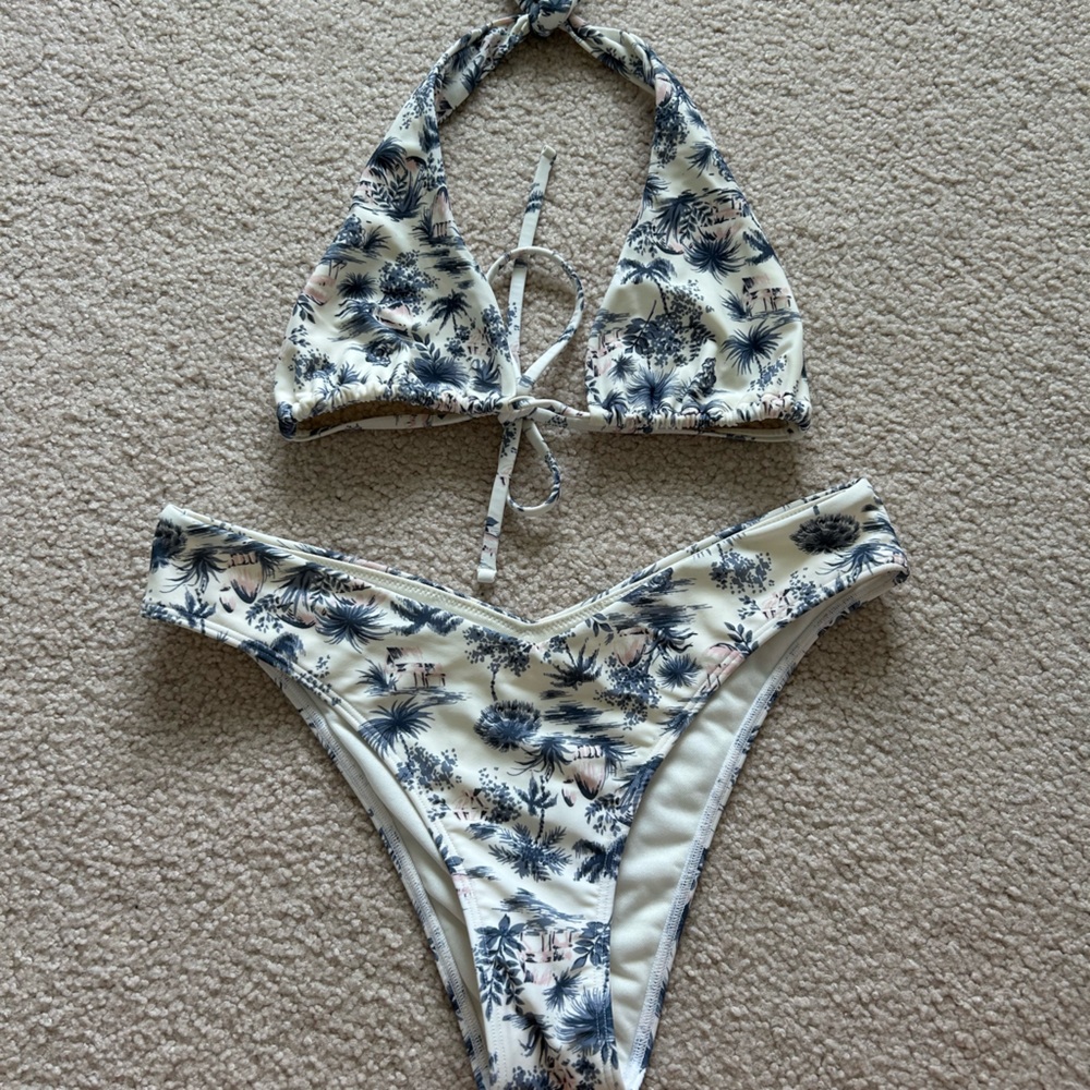 Abercrombie & Fitch Bikini Set